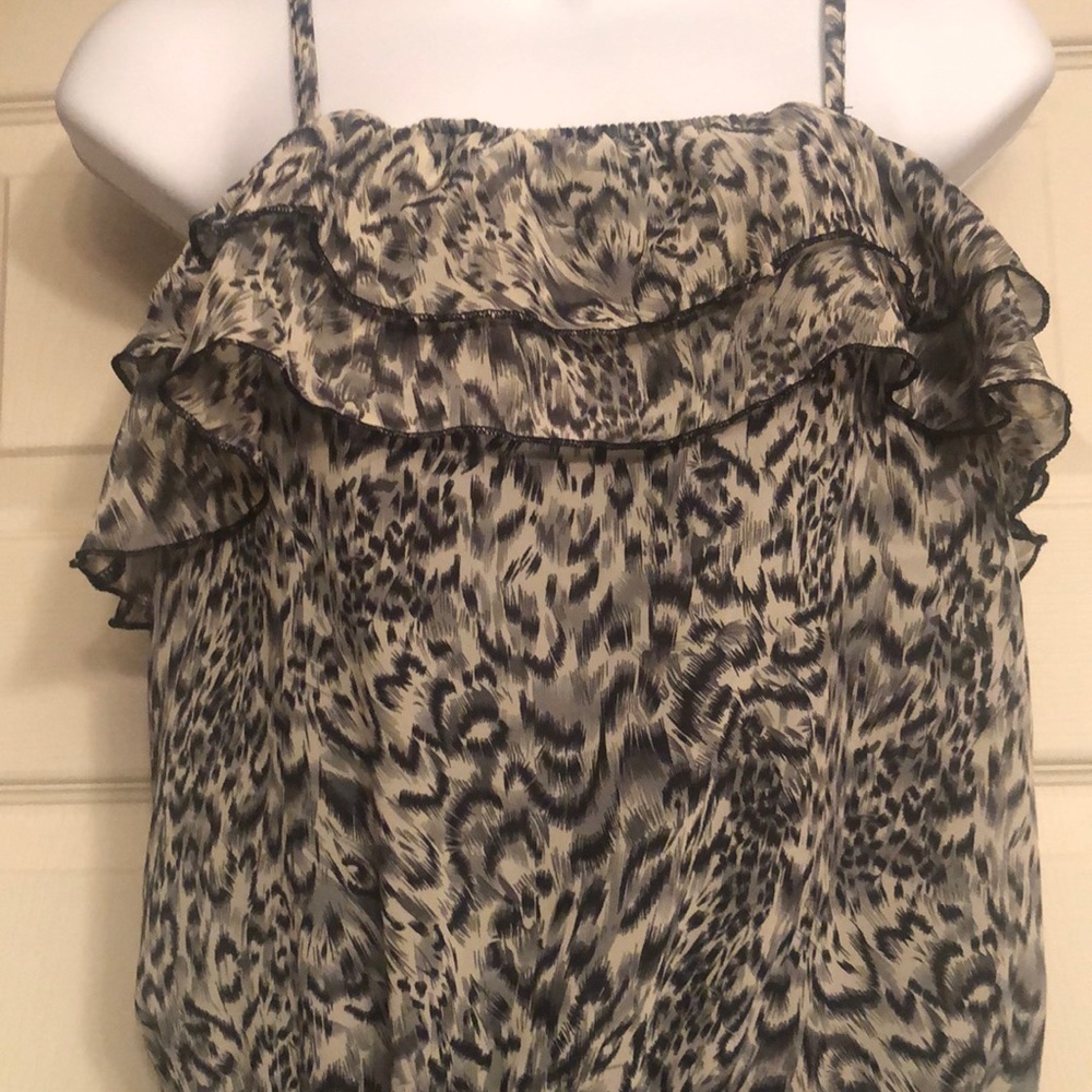 Romper - Picture 3 of 7